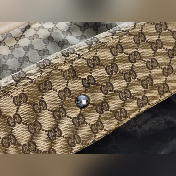 Gucci Shoppers Tote - Picture 7 of 9